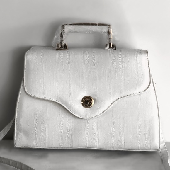 Purse - Picture 1 of 3